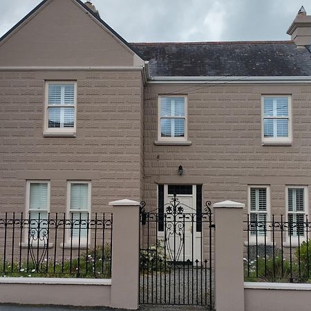 مبيت وإفطار ترامور Glenart House المظهر الخارجي الصورة